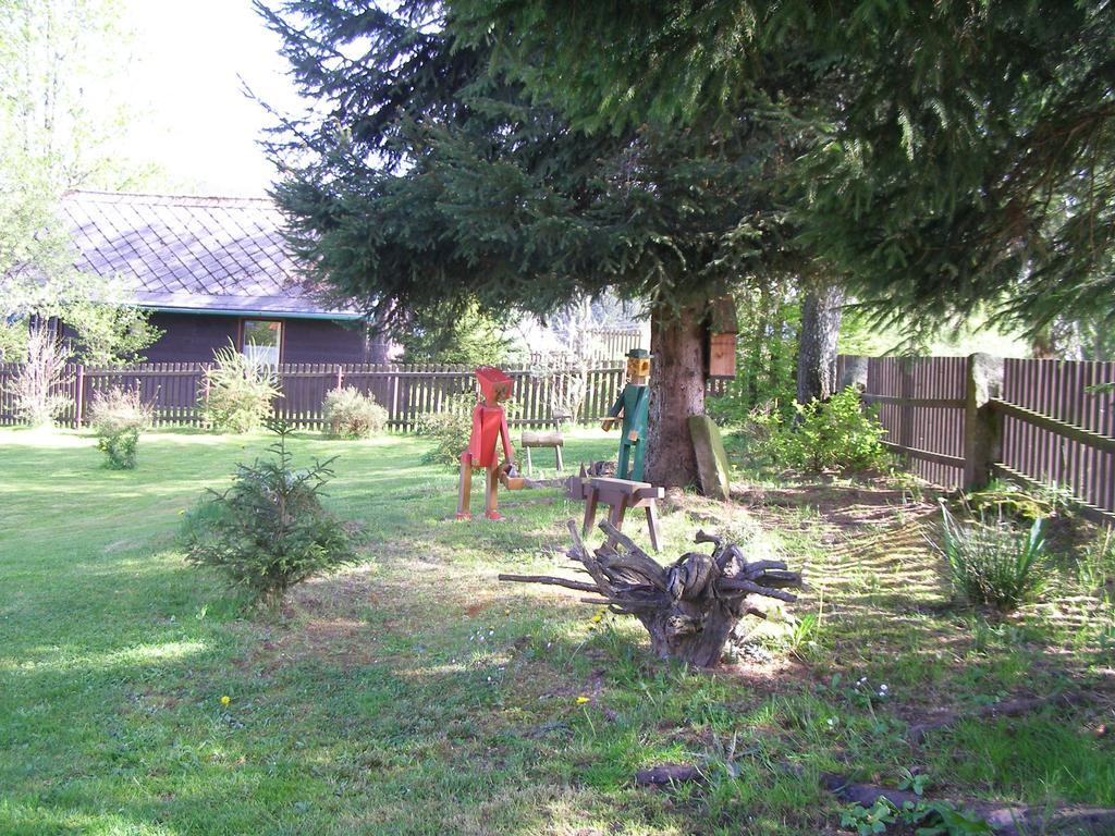 Apartman Dvorecna Loucovice Bagian luar foto