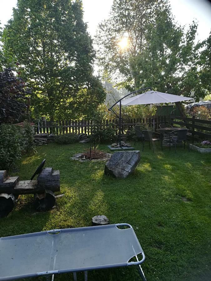 Apartman Dvorecna Loucovice Bagian luar foto